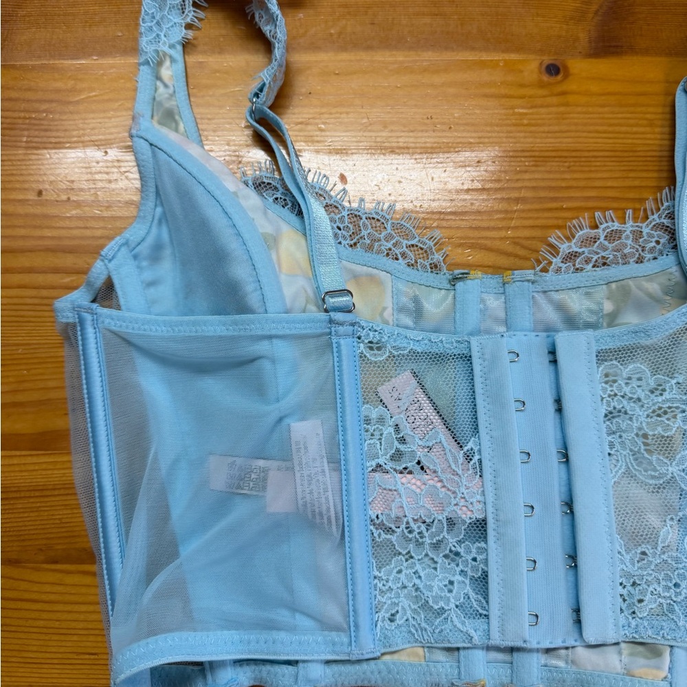 NWT Victoria's Secret Baby Blue Lemon Romantic Coquette Lace Bra Corset Top Med - Picture 4 of 5
